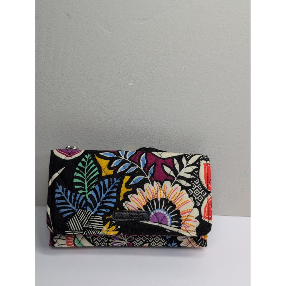 Vera Bradley RFID Smartphone Wristlet in Kauai Floral New